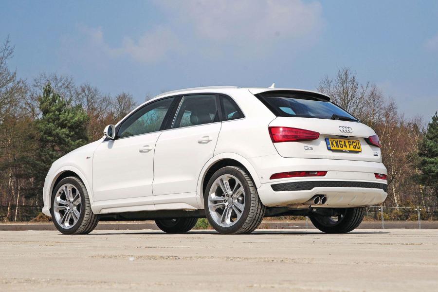  Audi Q3 2.0 TDI Quattro S-Line (8U) 2015 года  (фото 11 из 17)